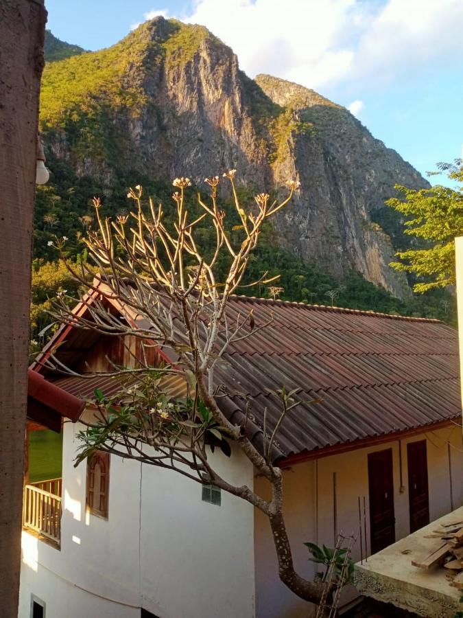 Sunrise Guest House Nong Khiaw Exterior photo
